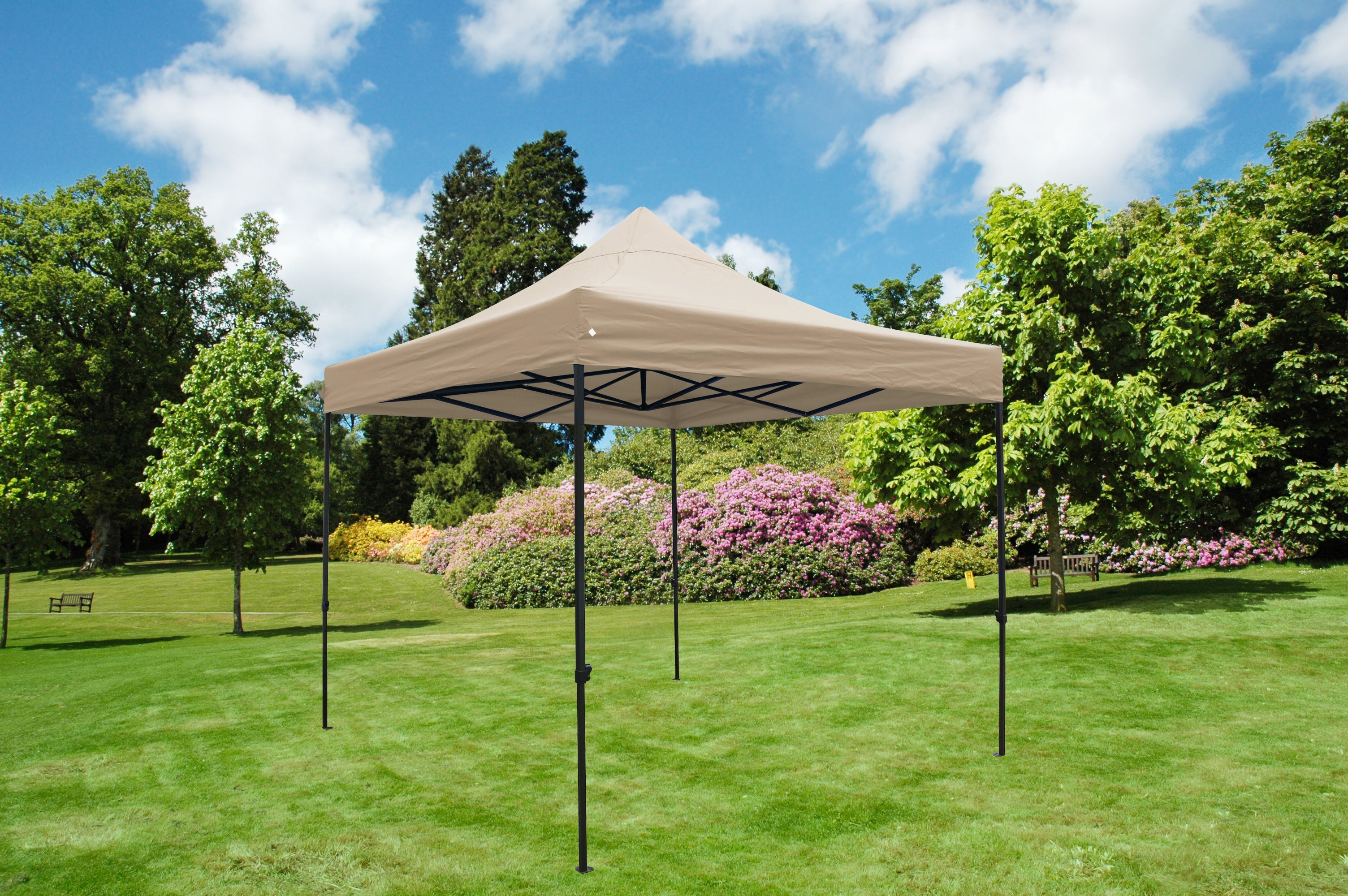 GAZEBO RICHIUDIBILE IN ACCIAIO FUNCHAL